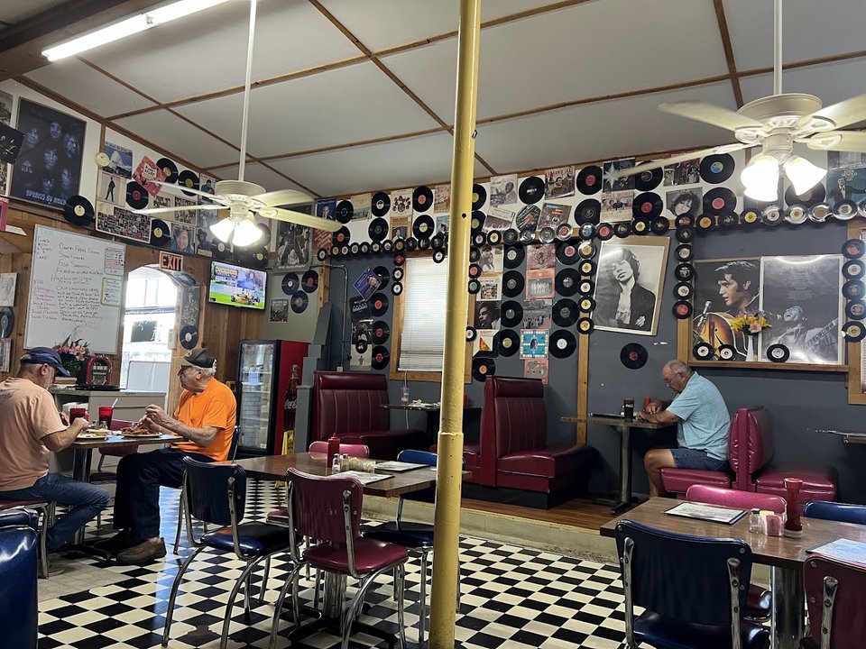 Dine-in area with a family-friendly, relaxed feel.